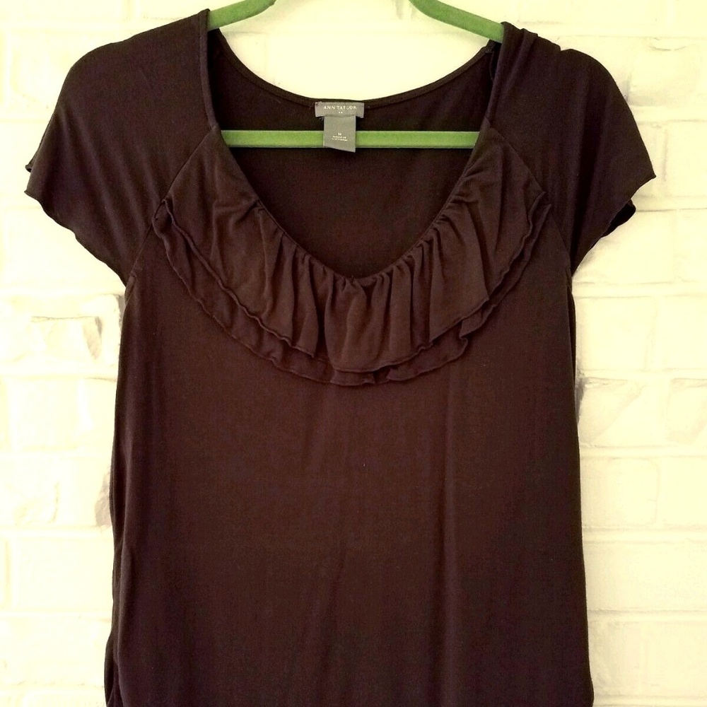 Ann Taylor Knit T-Shirt Ruffle Neckline In Brown M